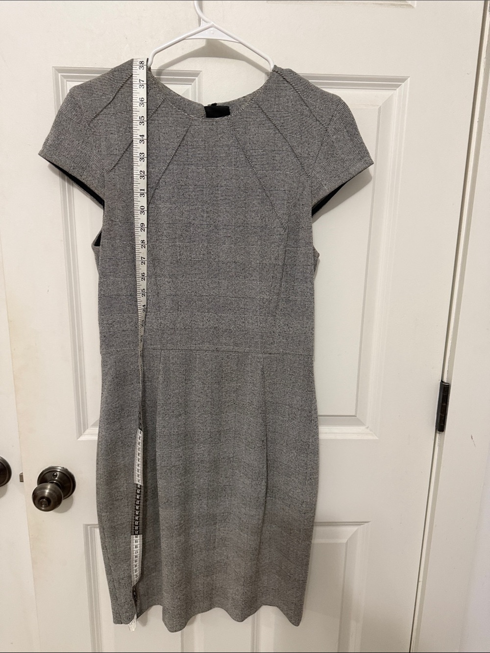 H&M Cap Short-Sleeve Sheath Dress size 8 black and white - Picture 4 of 5